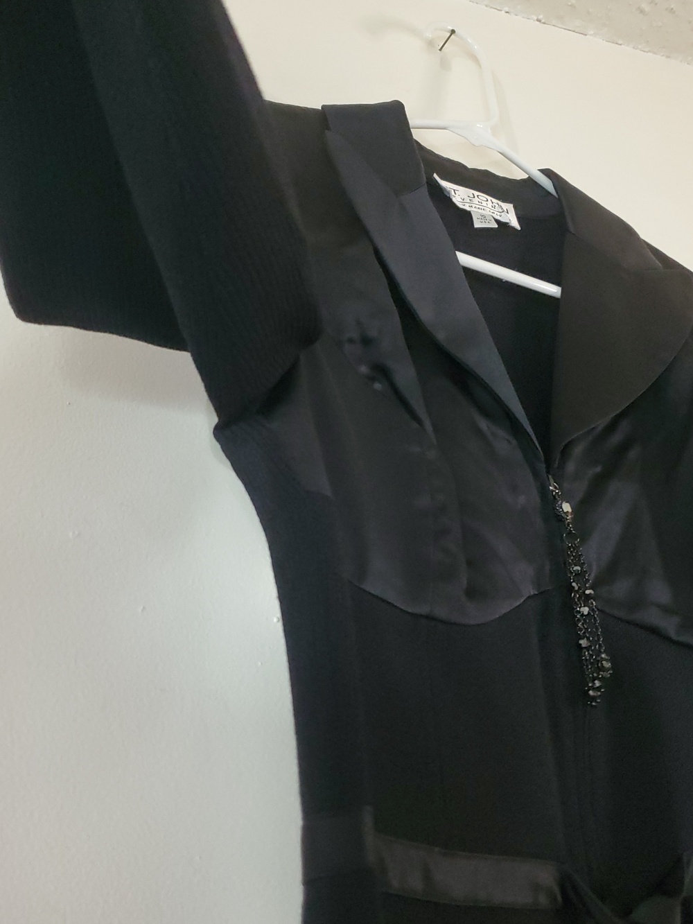 Vintage St.John Evening Black Sweater Knit Suit Size 10 Pants & Jacket - Picture 7 of 16